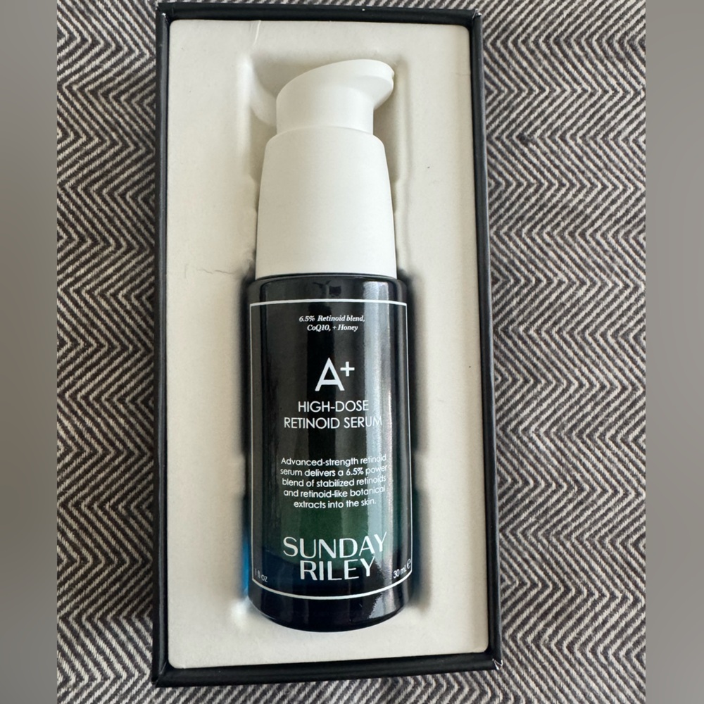 Sunday Riley Skincare Box with Black and White Design - Picture 4 of 4